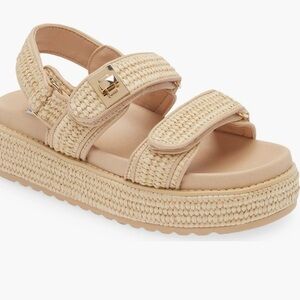 Steve Madden Women's Bigmona Platform Footbed Sandals - Size 7.5 NEW